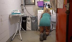 just because! head in the washing machine, ass in the air hvh069 Featuring Harleen Van Hynten
