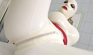 latex sex goddess’s self-spanking and masturbation solo Featuring Latex Lucy