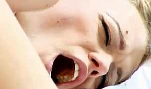 keana moire and sarah twain fuck during work Featuring Sarah Twain, Keana Moire