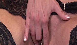 lose control for lia Featuring Lia Taylor